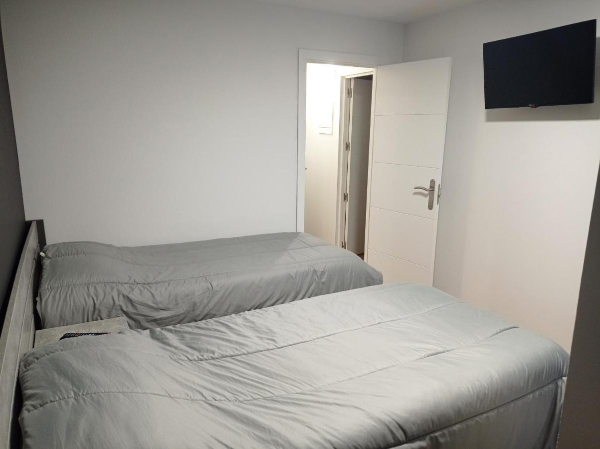 Apartamentos Hi Apartaments Santander 3000 Maliaño Екстериор снимка