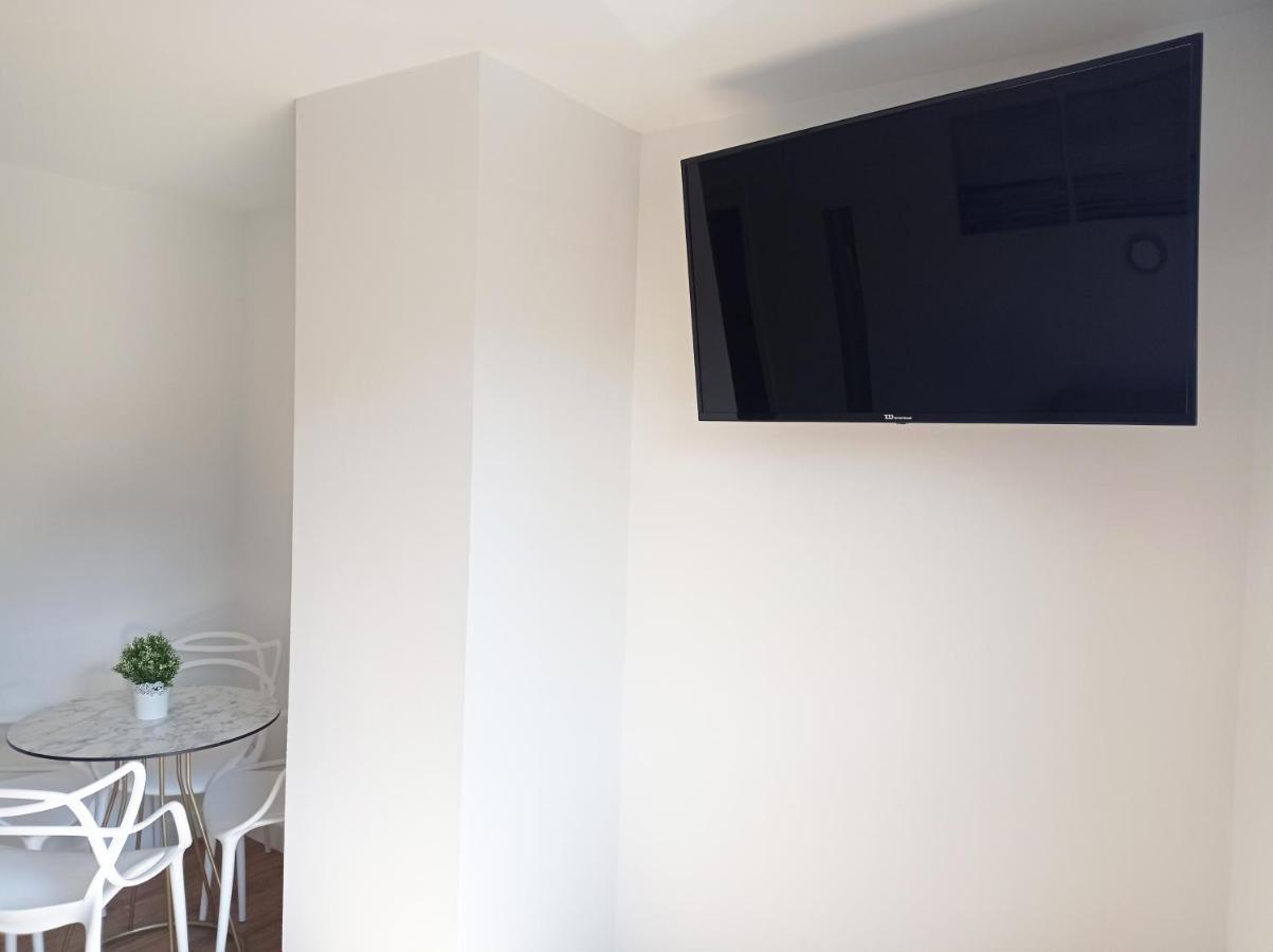 Apartamentos Hi Apartaments Santander 3000 Maliaño Екстериор снимка